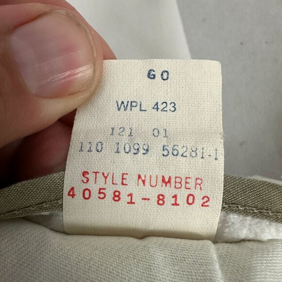 Dockers Mens Khakis No Wrinkle Twill Relaxed Fit Flat Front Pants Size 34/29 - Picture 6 of 7